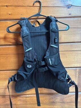 Black Marmot Hydration/Running Vest (Marmot Kompressor Speed 5L Hydration Vest)